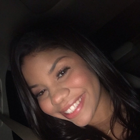 Meet your Posher, Franchesca - Picture 1 of 1